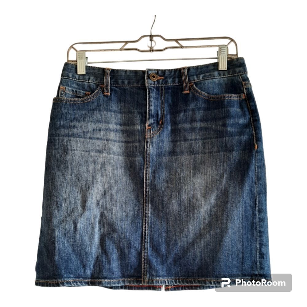 Tommy Hilfiger Knee Length Dask Wash Denim Skirt